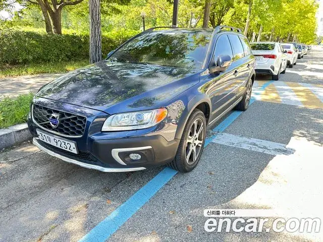 Volvo XC70 2013 из Кореи