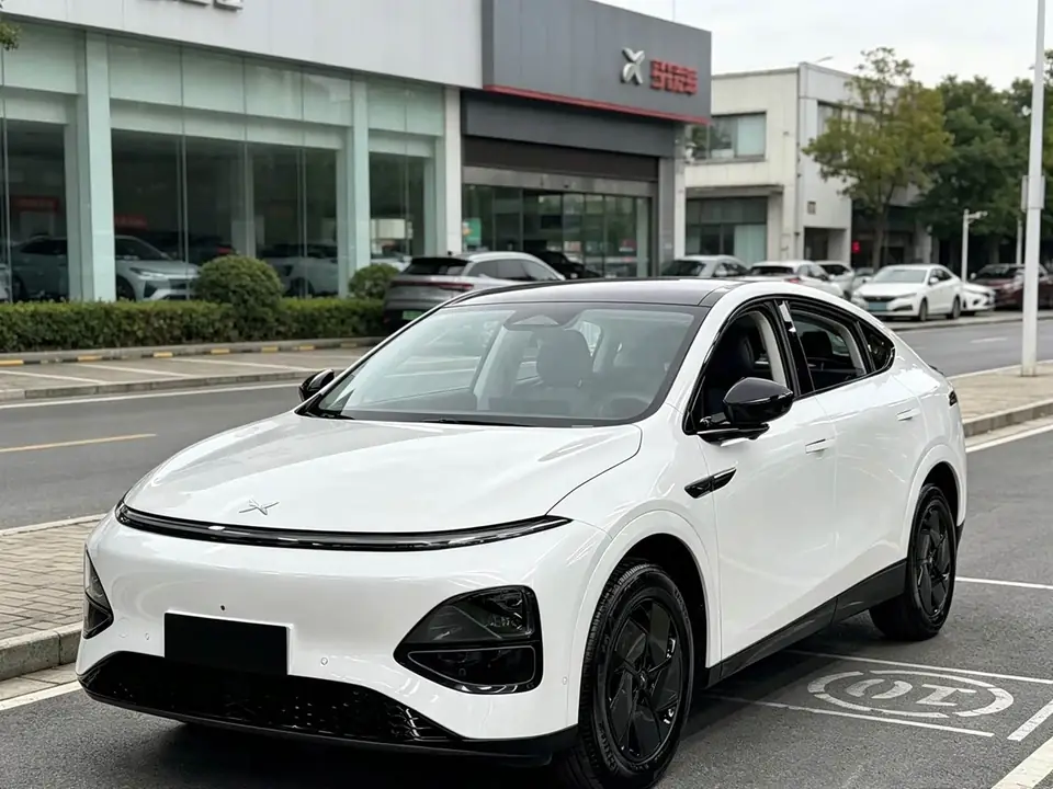 Xpeng G6 2025 из Китая