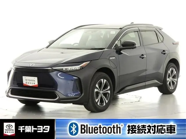 Toyota BZ4X 2023 из Японии