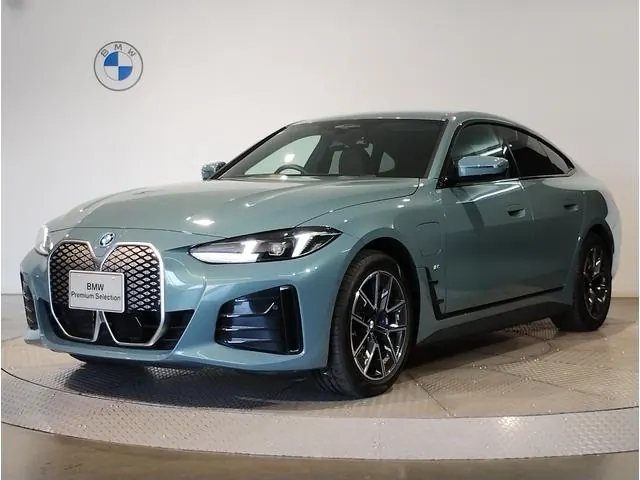 BMW i4 2025 из Японии