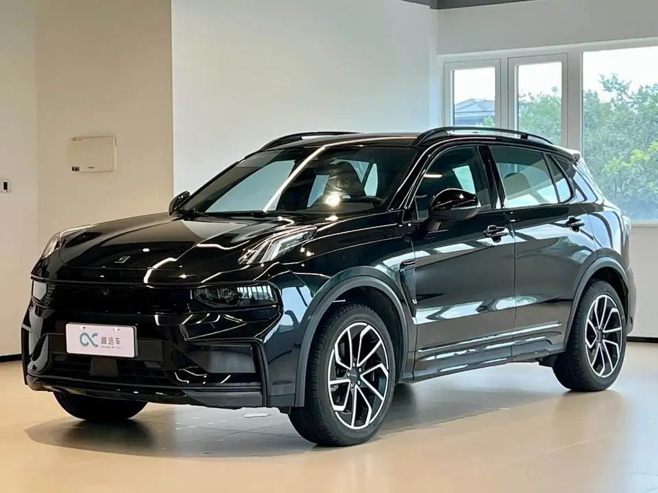 Lynk & Co 01 2023 из Китая