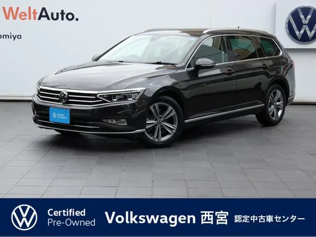 Volkswagen Passat Variant 2022 из Японии