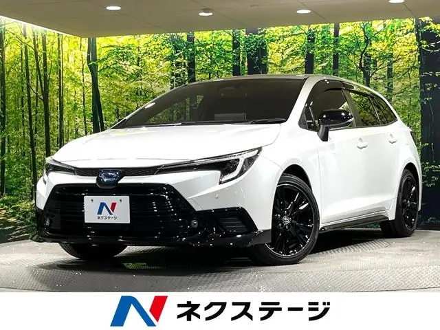 Toyota Corolla Touring 2024 из Японии