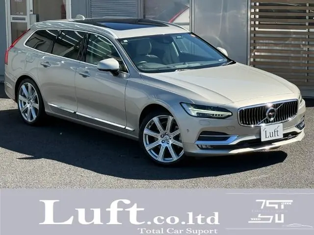 Volvo V90 2017 из Японии