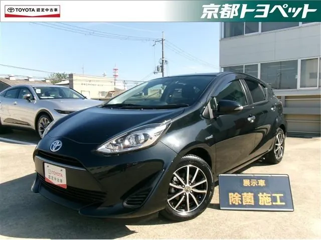 Toyota Aqua 2018 из Японии