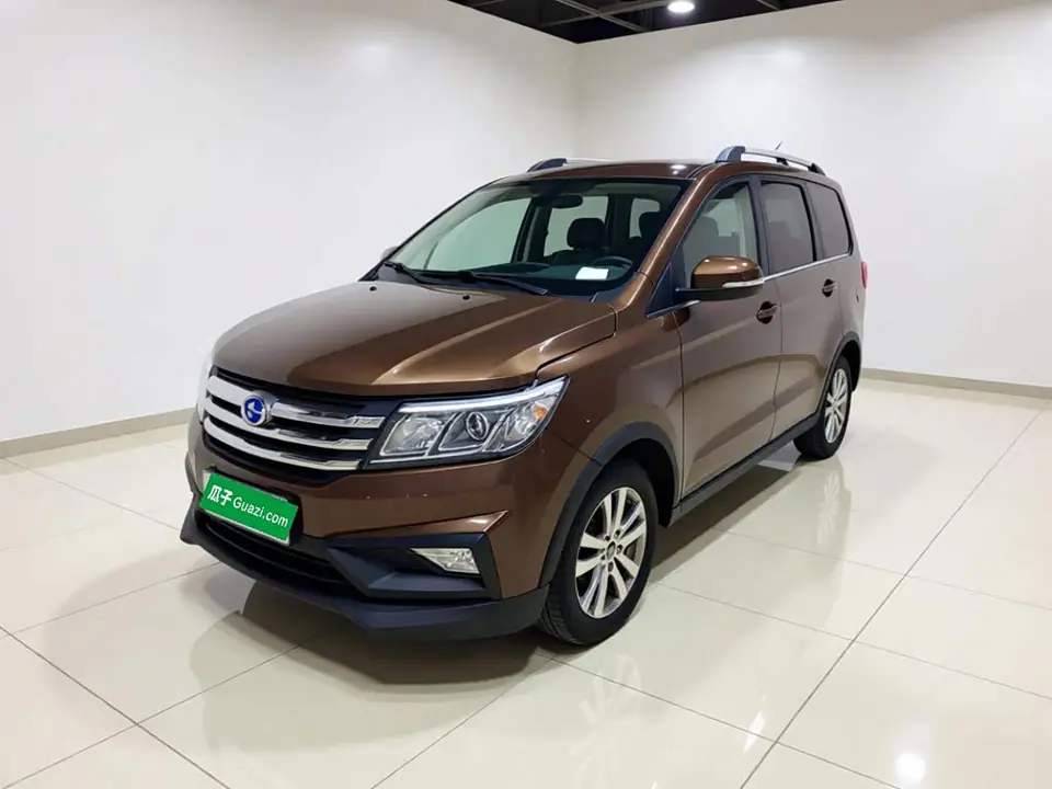 BAIC M70 2019 из Китая
