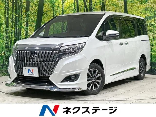Toyota Esquire 2017 из Японии