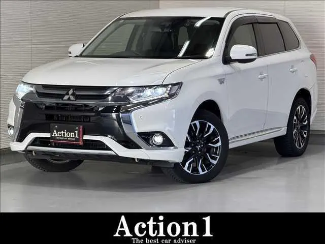Mitsubishi Outlander 2018 из Японии