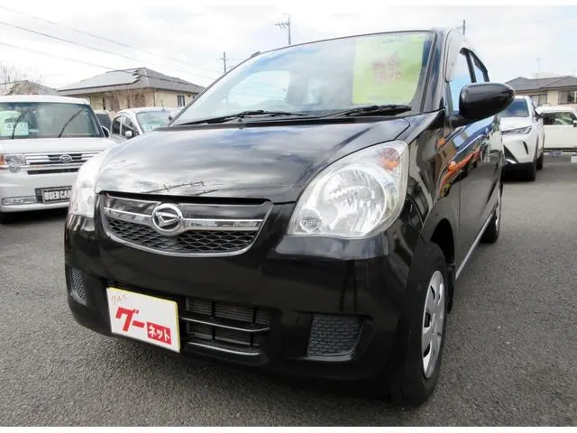 Daihatsu Mira 2013 из Японии