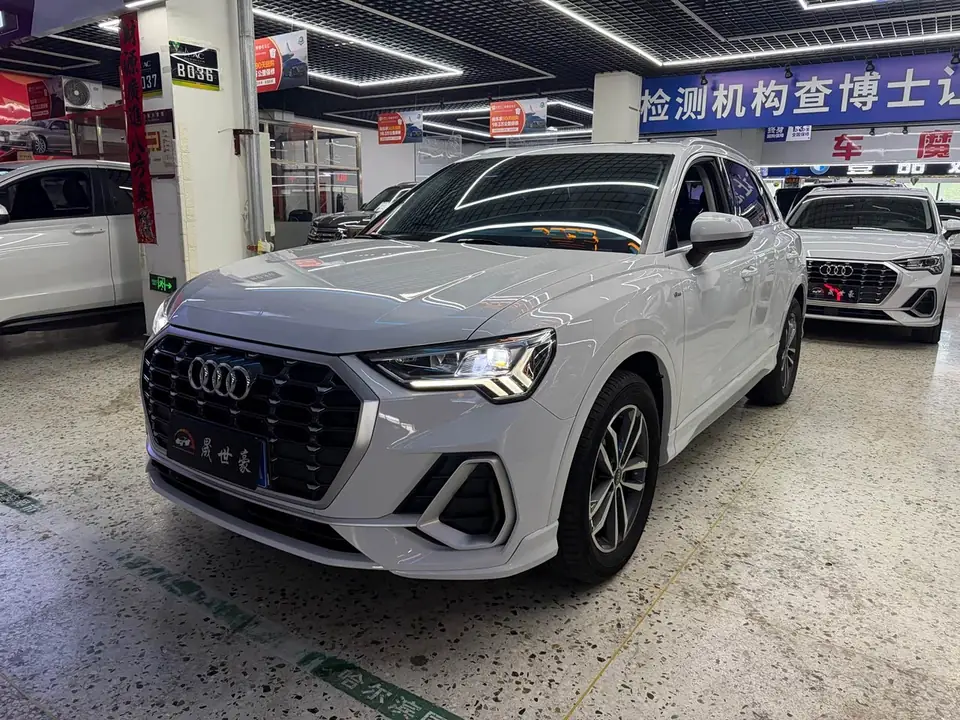 Audi Q3 2022 из Китая