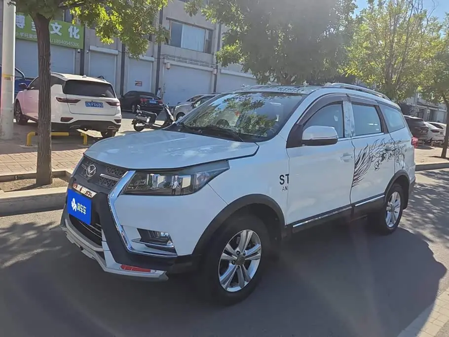 BAIC S3 2017 из Китая