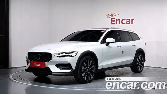 Volvo V60 2024 из Кореи