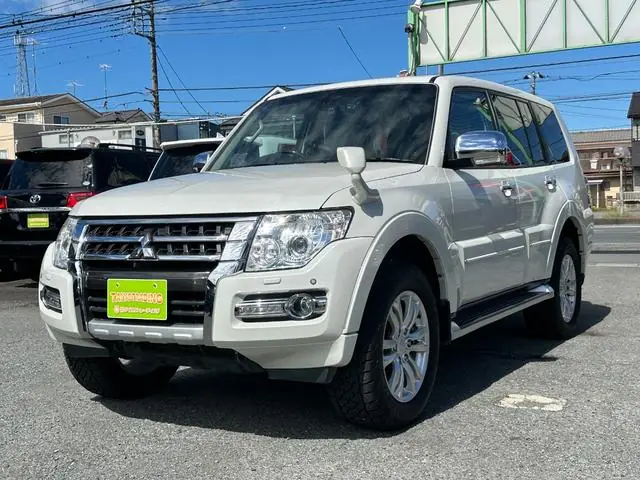 Mitsubishi Pajero 2018 из Японии