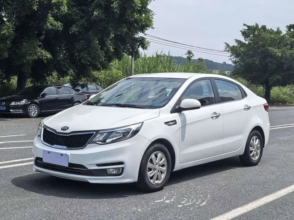 Kia K2 2015 из Китая