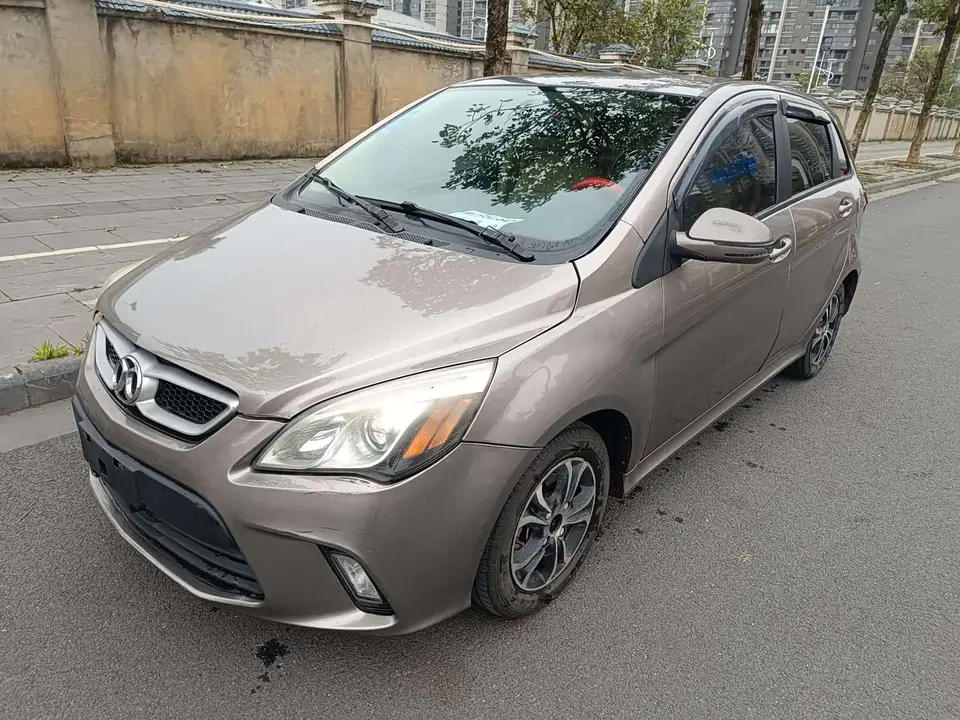 BAIC E 2015 из Китая