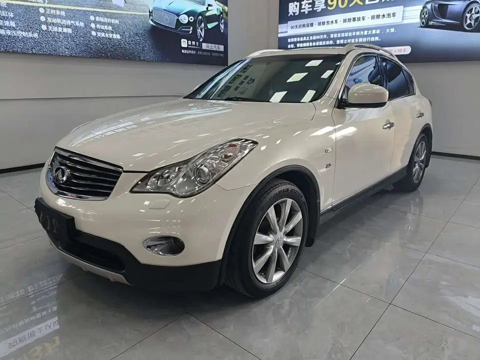 Infiniti QX50 2015 из Китая